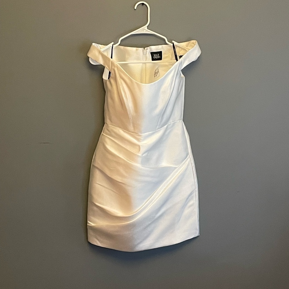 NWT SOLACE LONDON Mini Dress